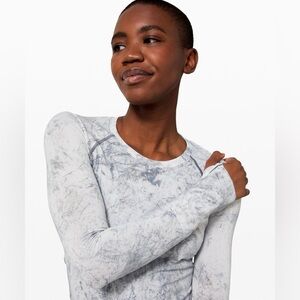 Lululemon Swiftly Tech Long Sleeve 2.0
Wash